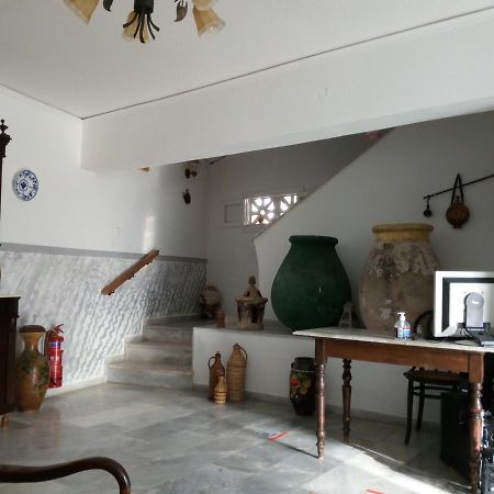 Agnes Rooms Kini Bagian luar foto