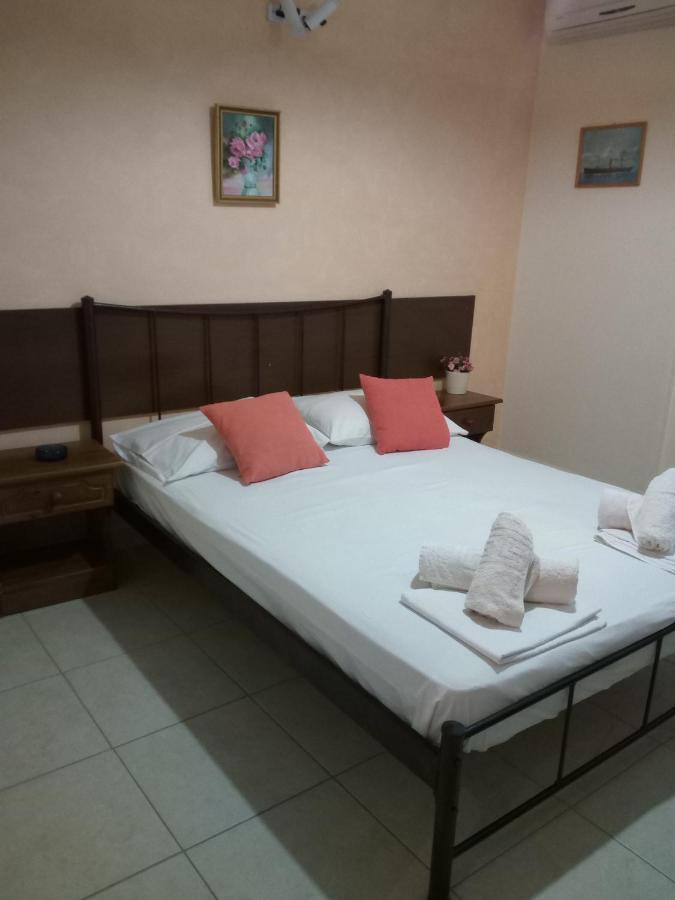 Agnes Rooms Kini Bagian luar foto